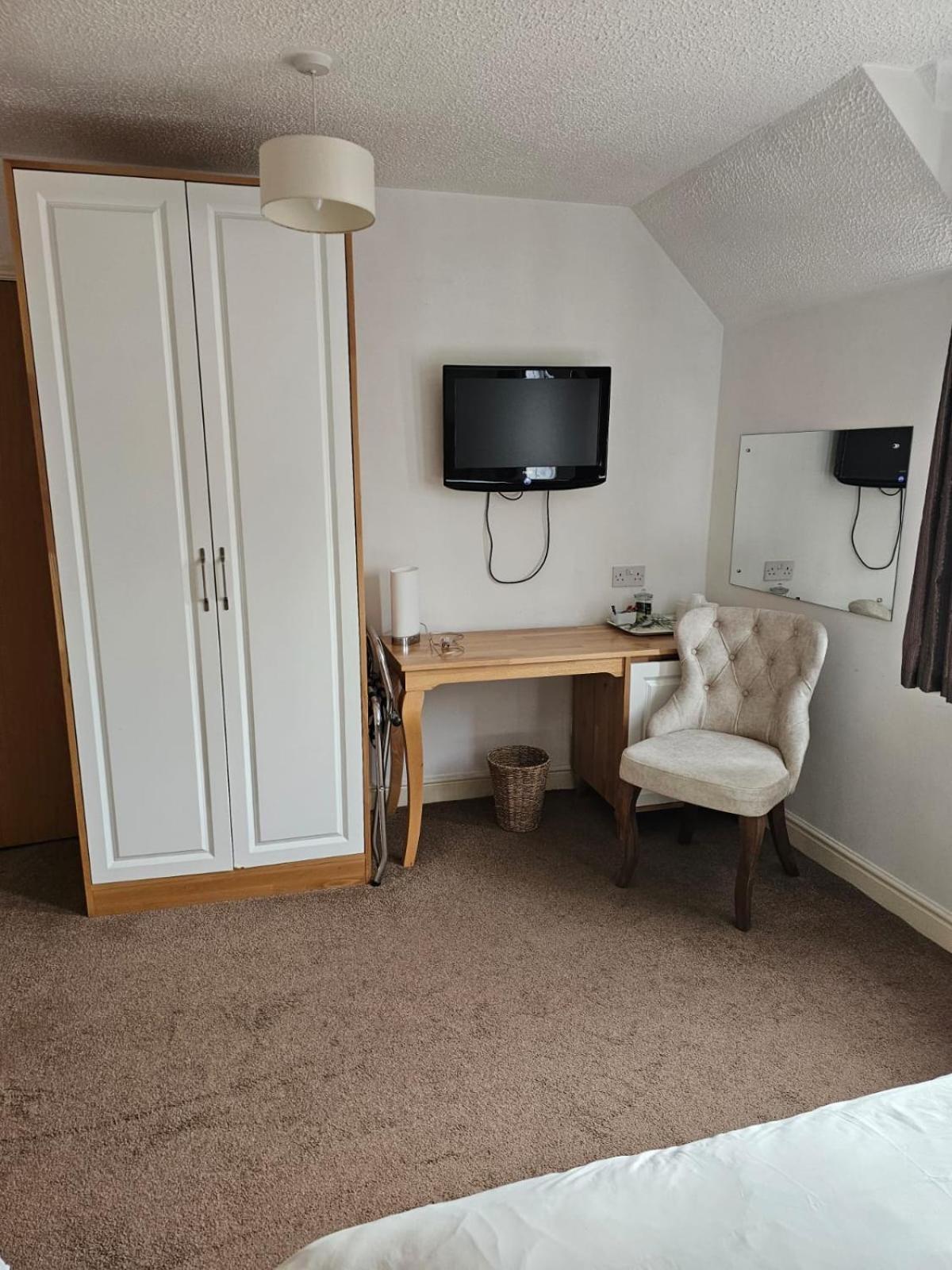 The Gungate Hotel Tamworth Bagian luar foto