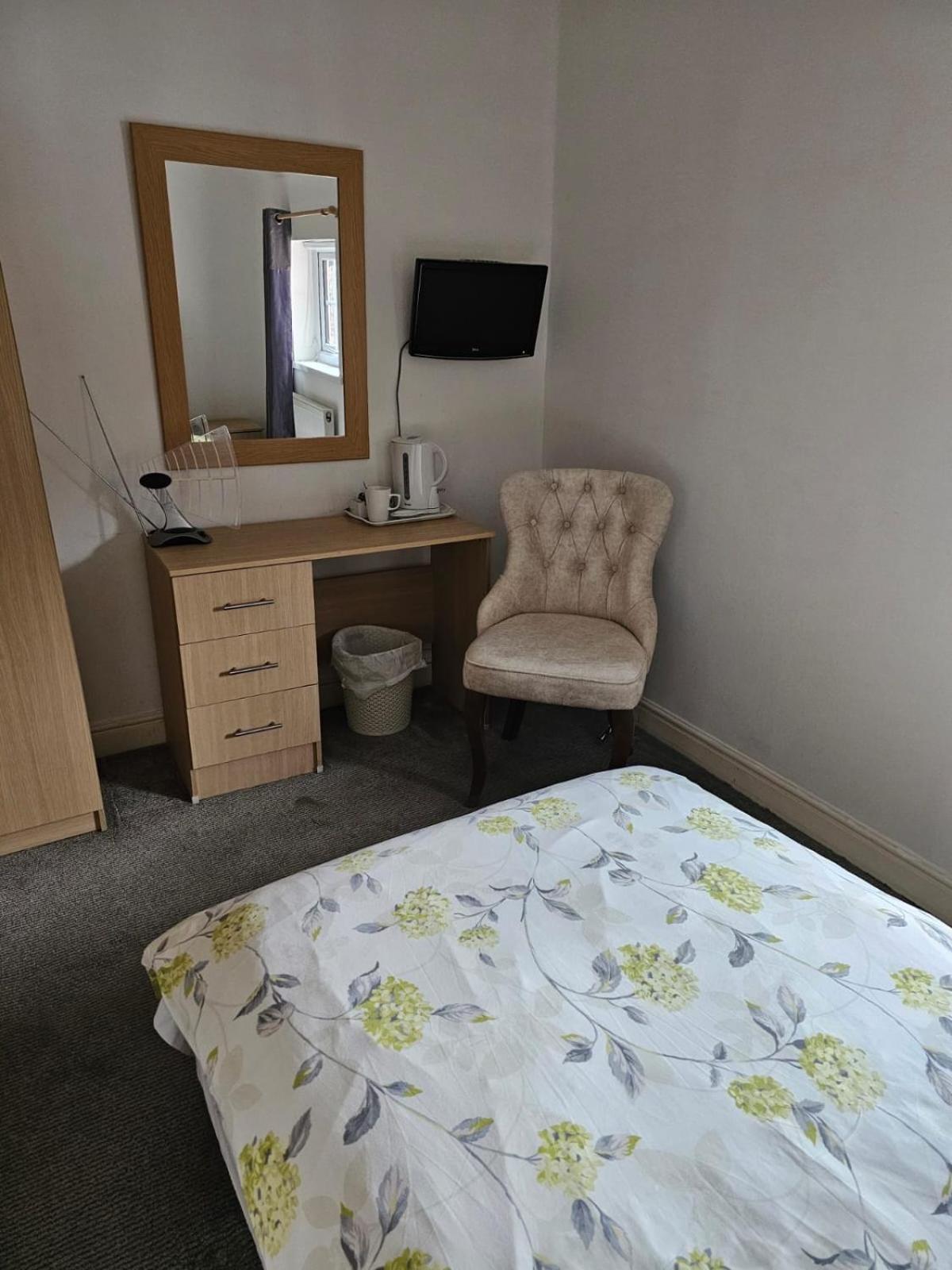 The Gungate Hotel Tamworth Bagian luar foto